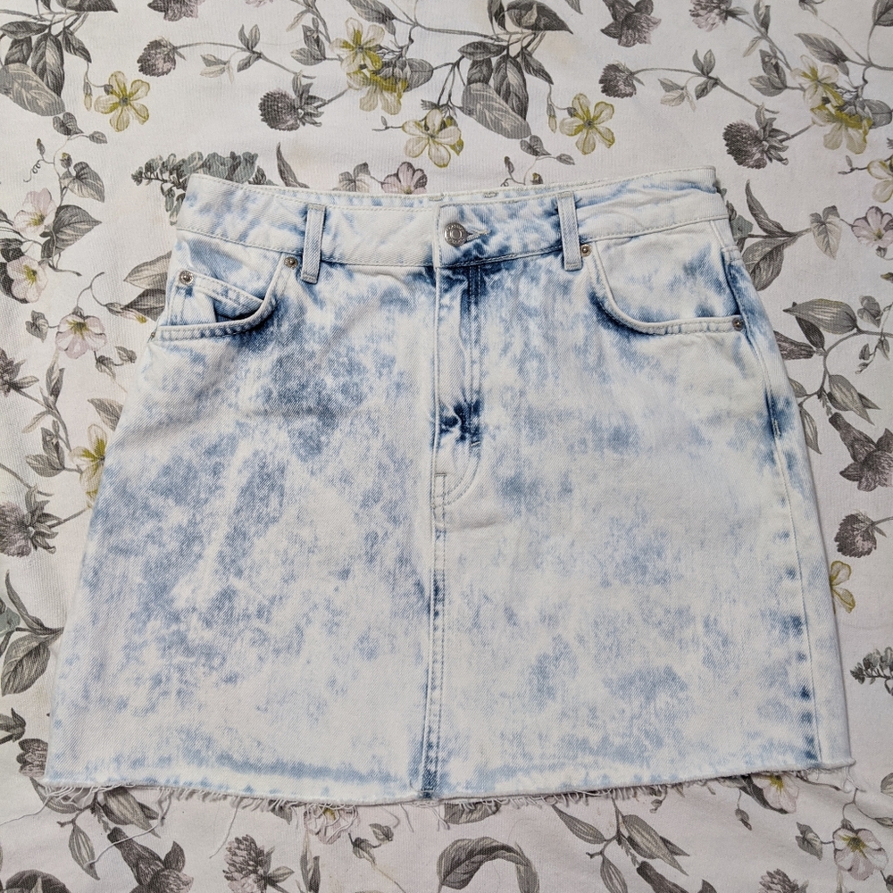 NWOT Topshop acid wash bleached denim mini skirt 8 - Picture 2 of 8